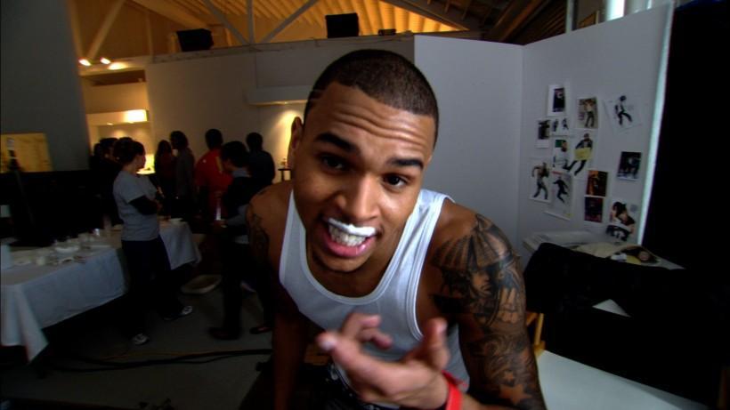 820_chris-brown-milk-mustache-album-486692281