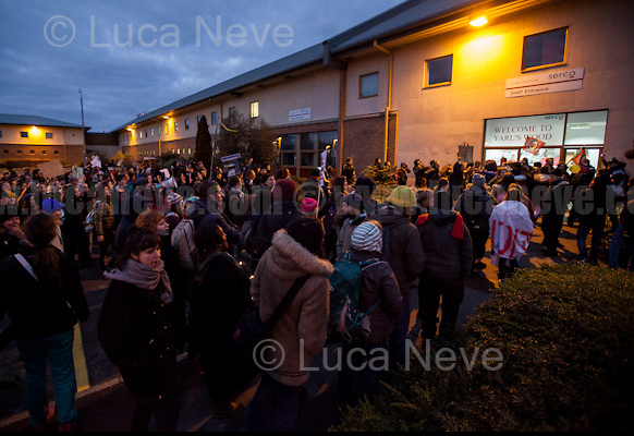 Yarl's Wood Immigration Removal Centre, Shut it down